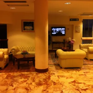 https://king-rose.emilia-romagnahotels.net